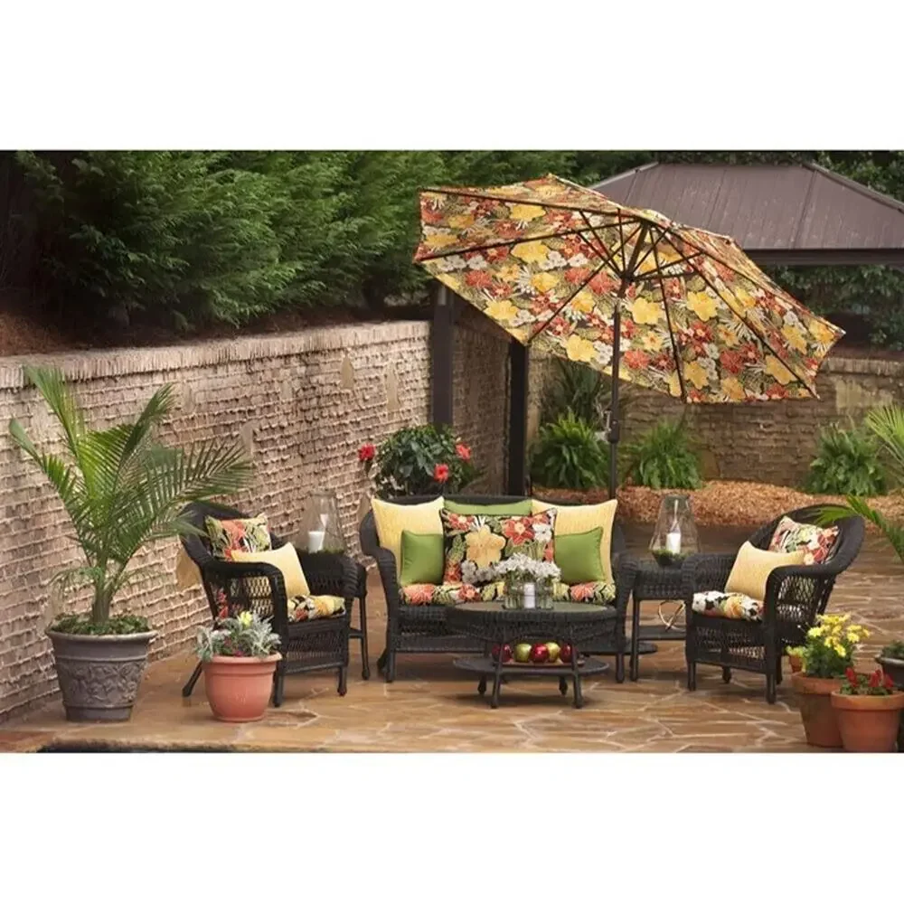 Pillow Perfect 4-Piece Outdoor Cushion & Lumbar Pillow Set - Green - Patio Decor